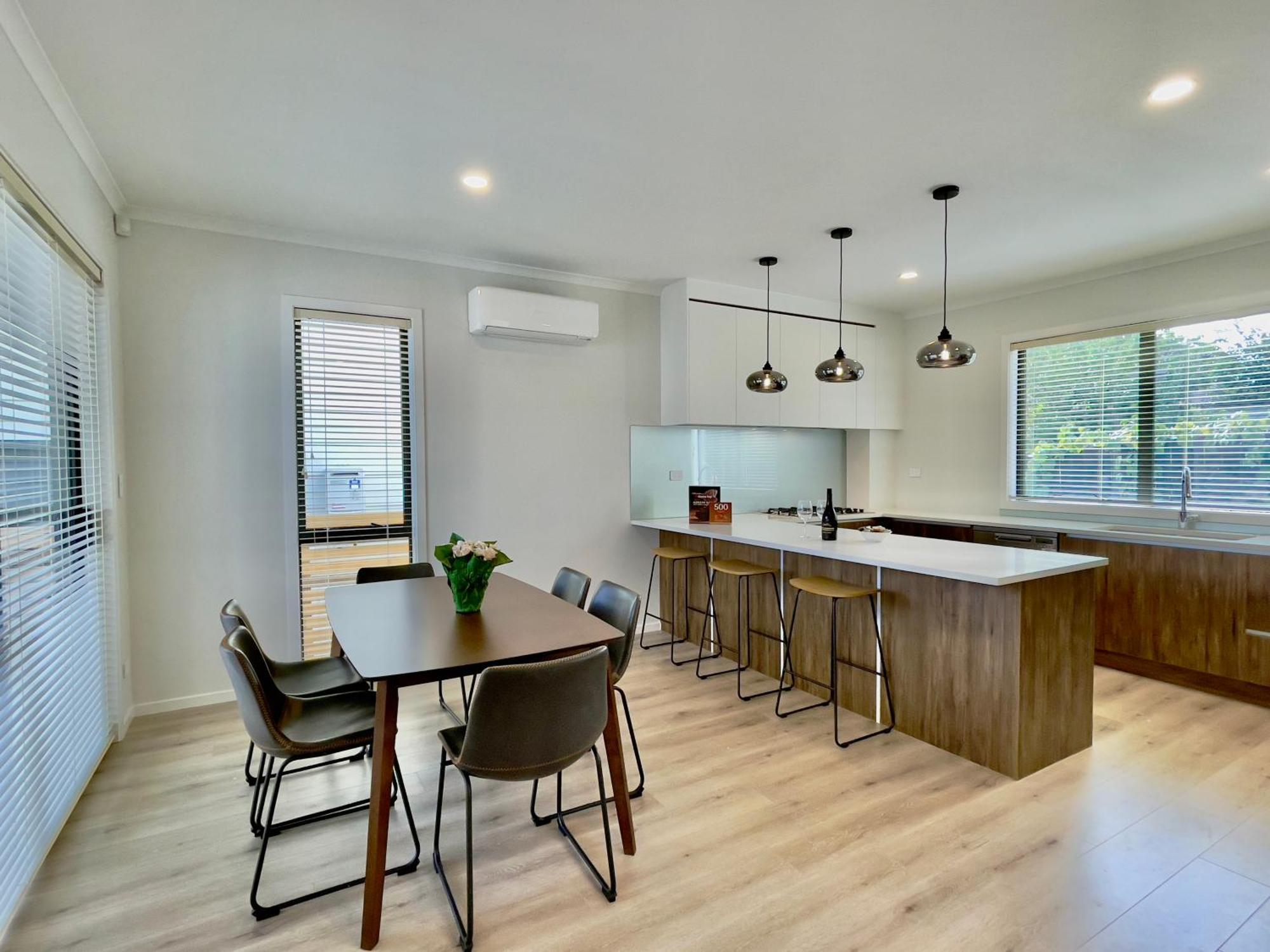 Sky Stars Brand-New Comfortable 3 & 4-Bedroom Houses Auckland Esterno foto